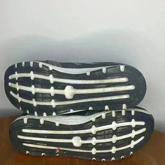 New Balance women's 577 Cush Trainers Running Grey & Black WX577HB4 Size 9 - Picture 8 of 8